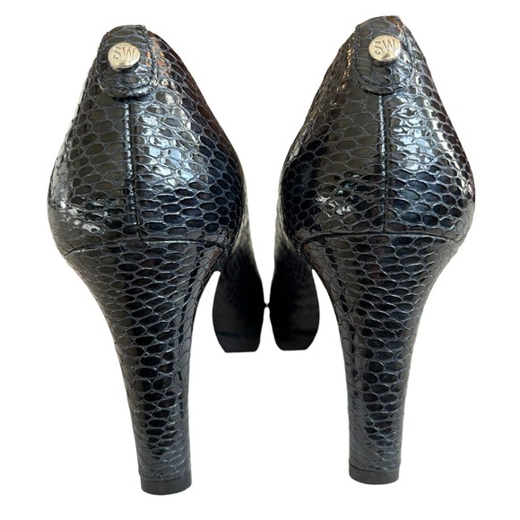 Stuart Weitzman Open Toe Black Patent Leather Snakeskin Print Heels. Sz 8.5. EUC - Picture 6 of 13